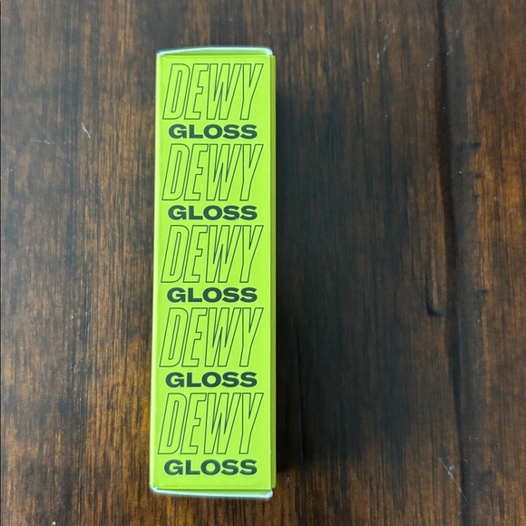 New - Youthforia Dewy Gloss Hydrating Lip Gloss - Picture 4 of 6